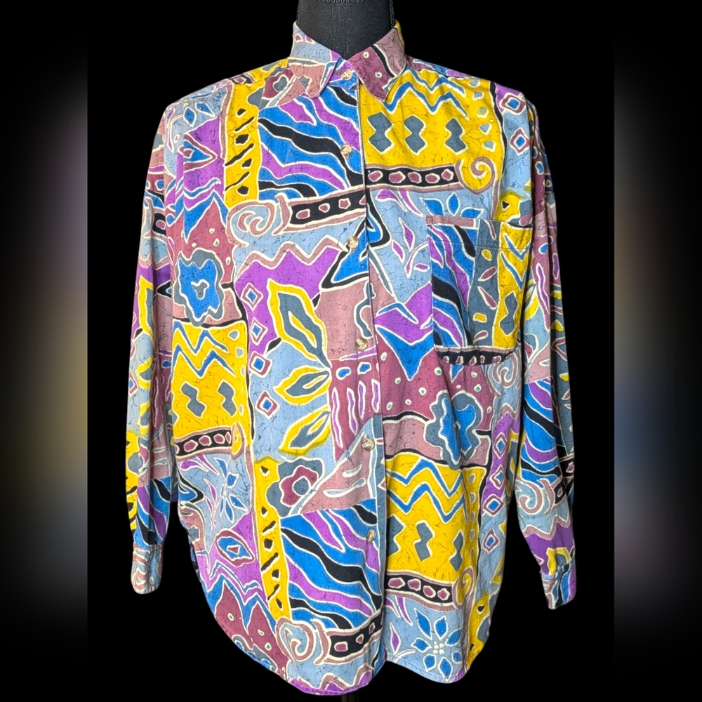 EUC ATLAST 90s Button Down